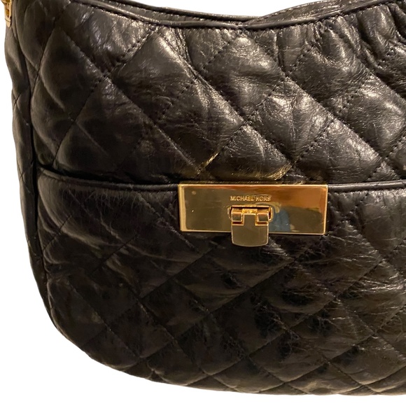 Authentic Michael Kors Lamb skin quilted handbag. - Picture 5 of 13